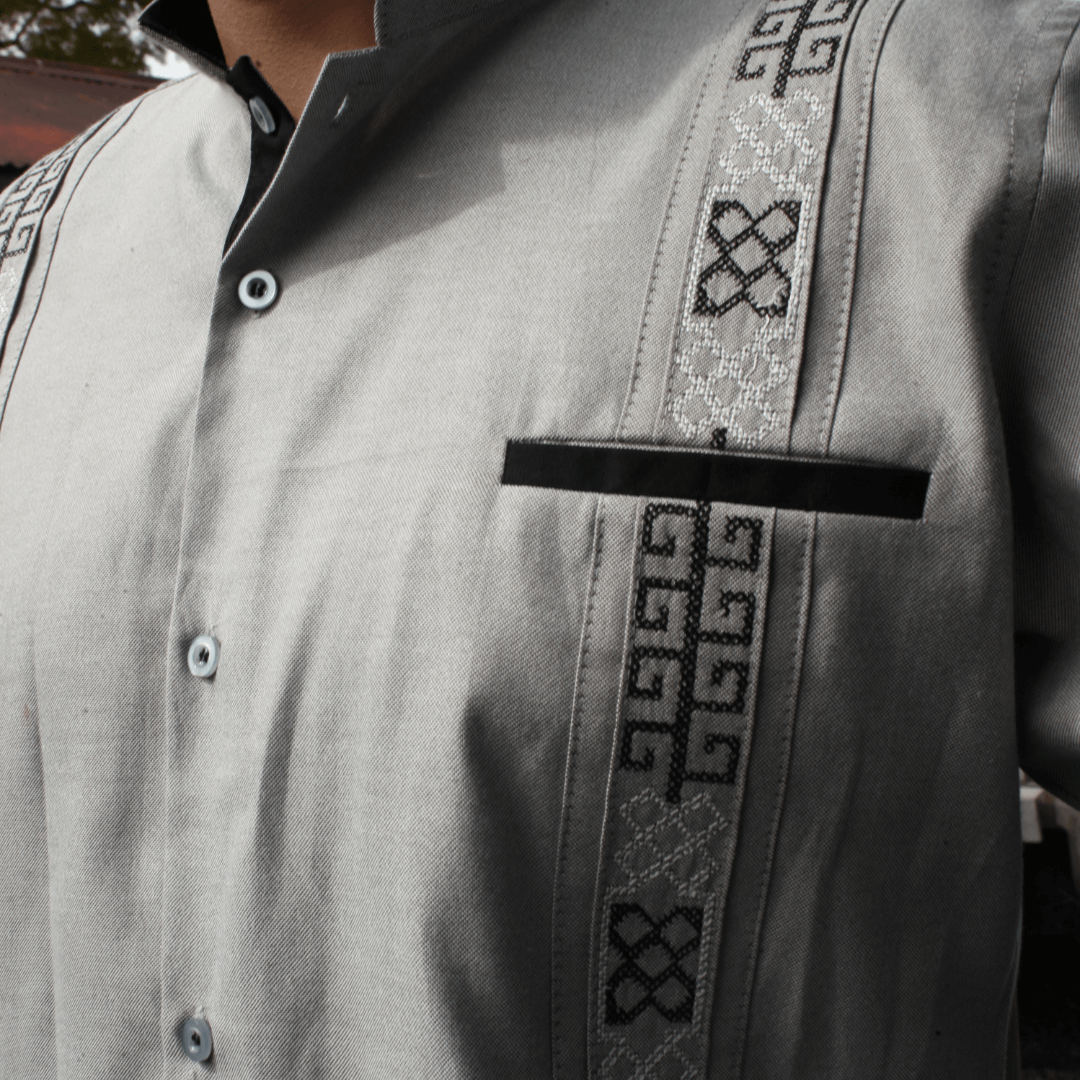 Camisa Guayabera Gris Claro Manga/Larga