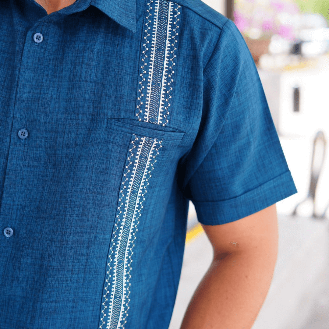 Camisa Guayabera Bordada Azul Petroleo