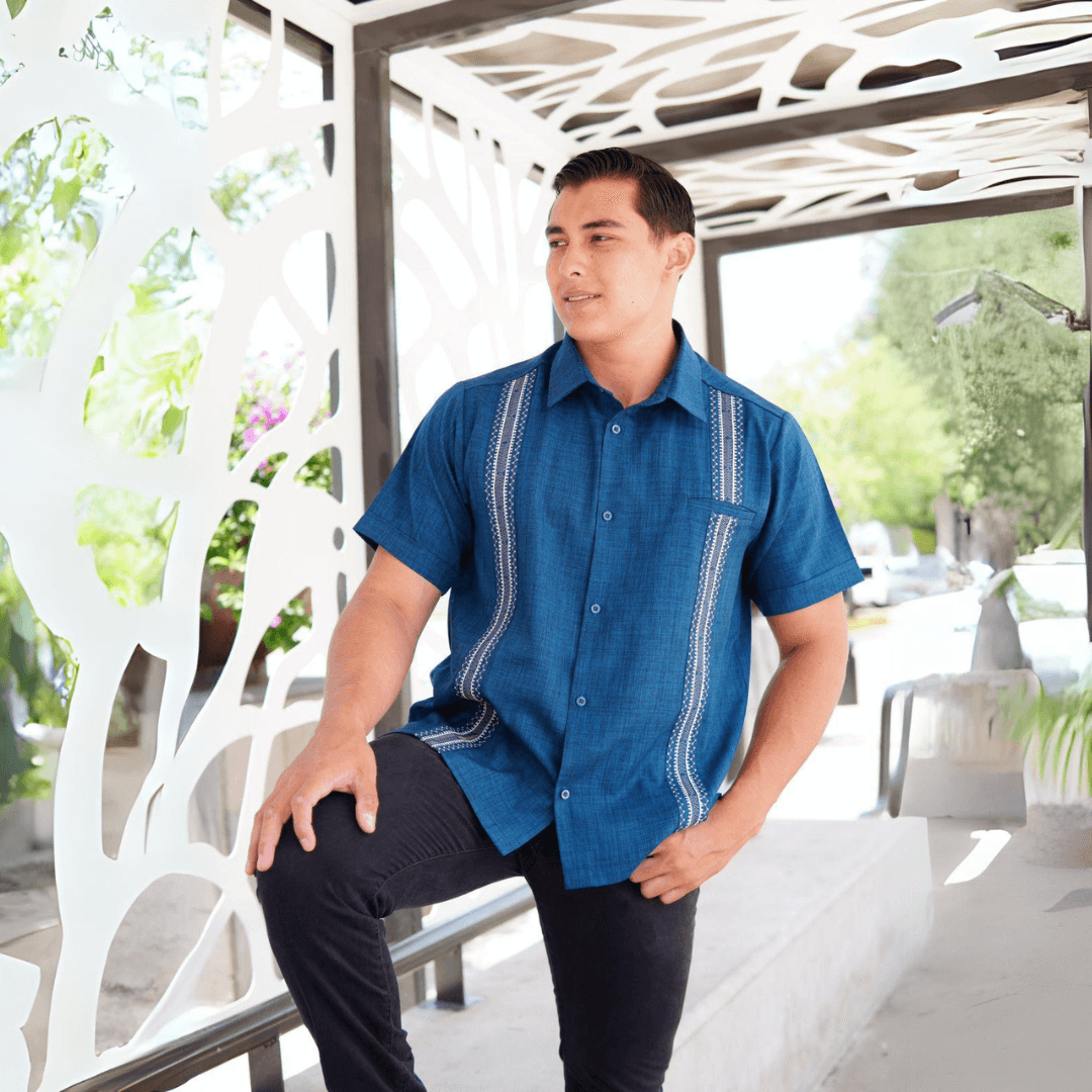 Camisa Guayabera Bordada Azul Petroleo