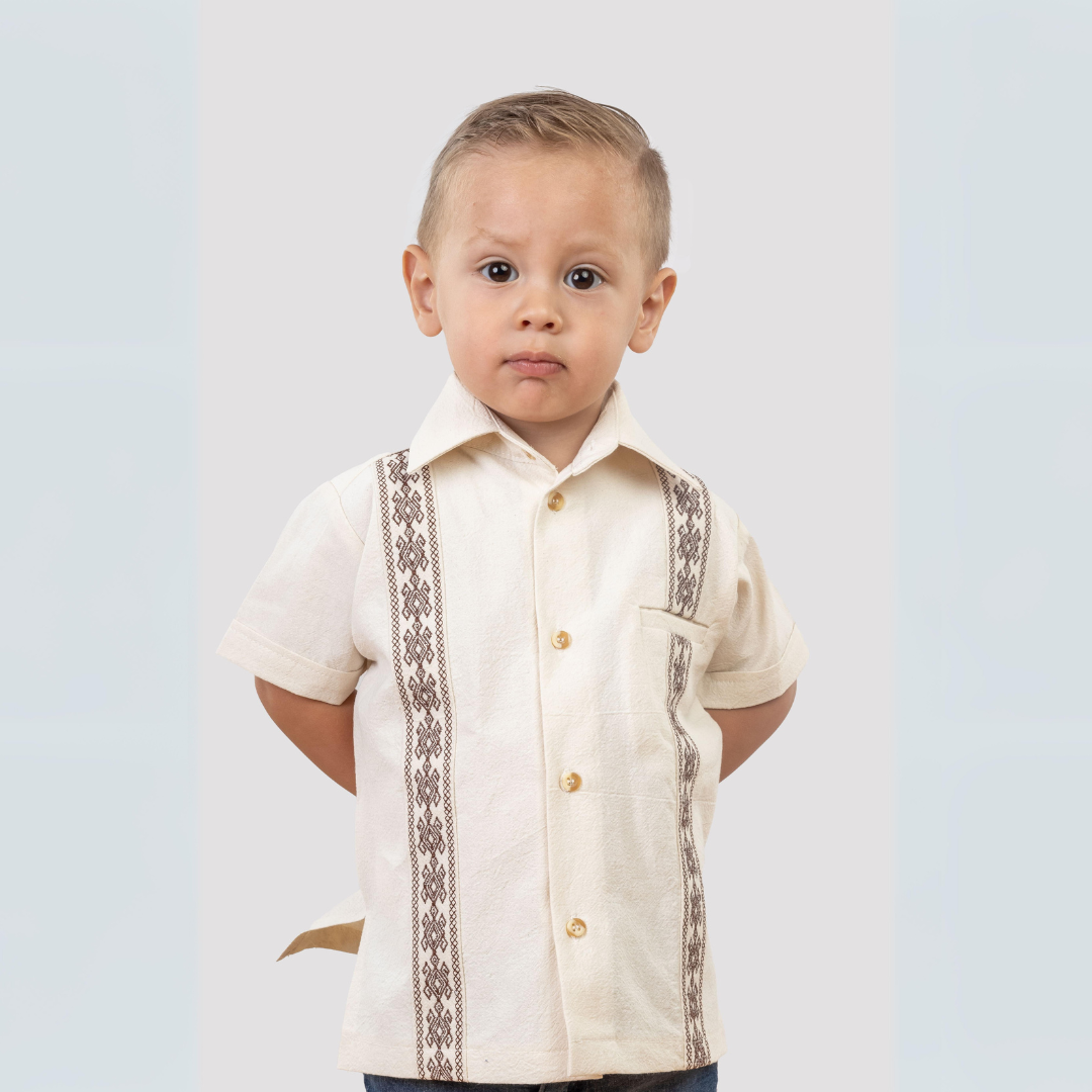 Guayabera Bordada Natural