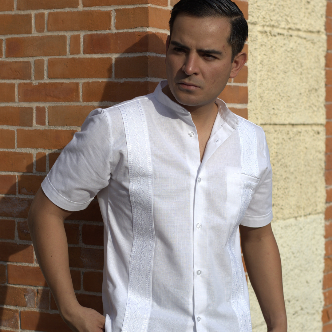 Camisa Guayabera manga corta Blanco Solido