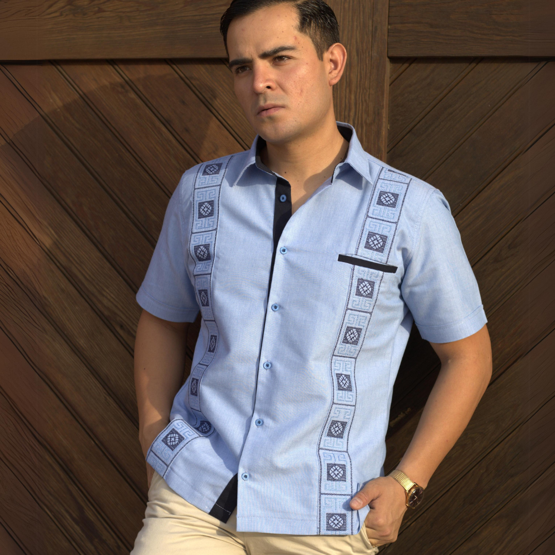 Camisa Guayabera Azul Cielo